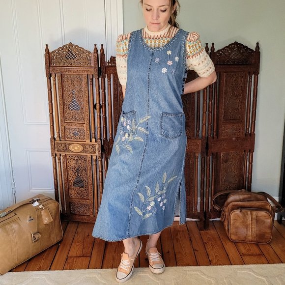 Vintage 90's Embroidered Denim Sun Dress / Jumper - Picture 6 of 15